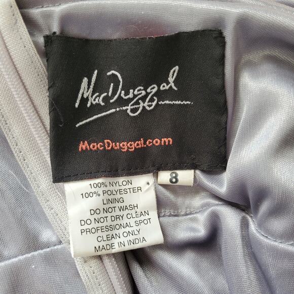 Mac Duggal Evening Gown 4574D Sequin Bead Embellished Cape Gown Platinum Size 8 - Picture 9 of 10